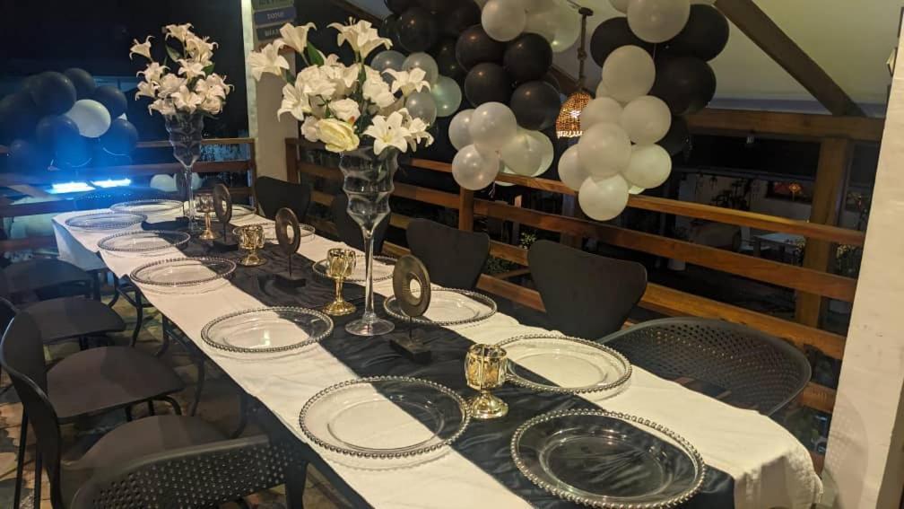 Namaste Hotel & Restaurant Libreville Dış mekan fotoğraf