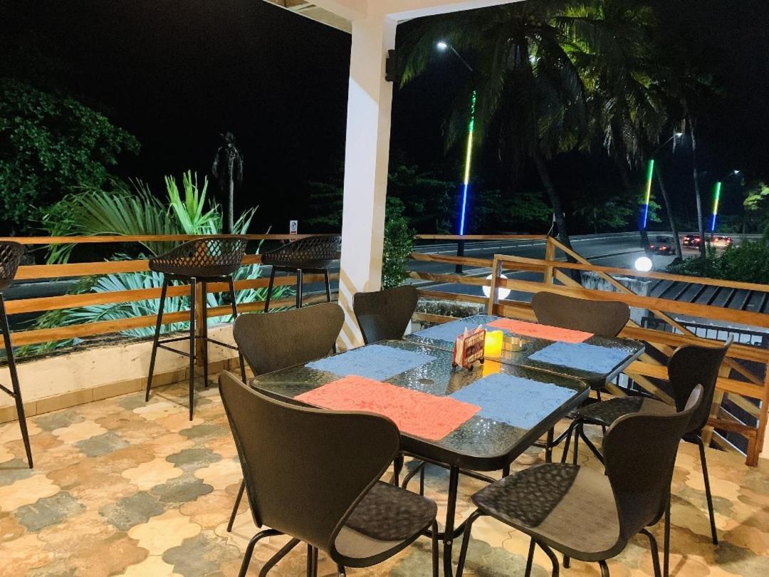 Namaste Hotel & Restaurant Libreville Dış mekan fotoğraf