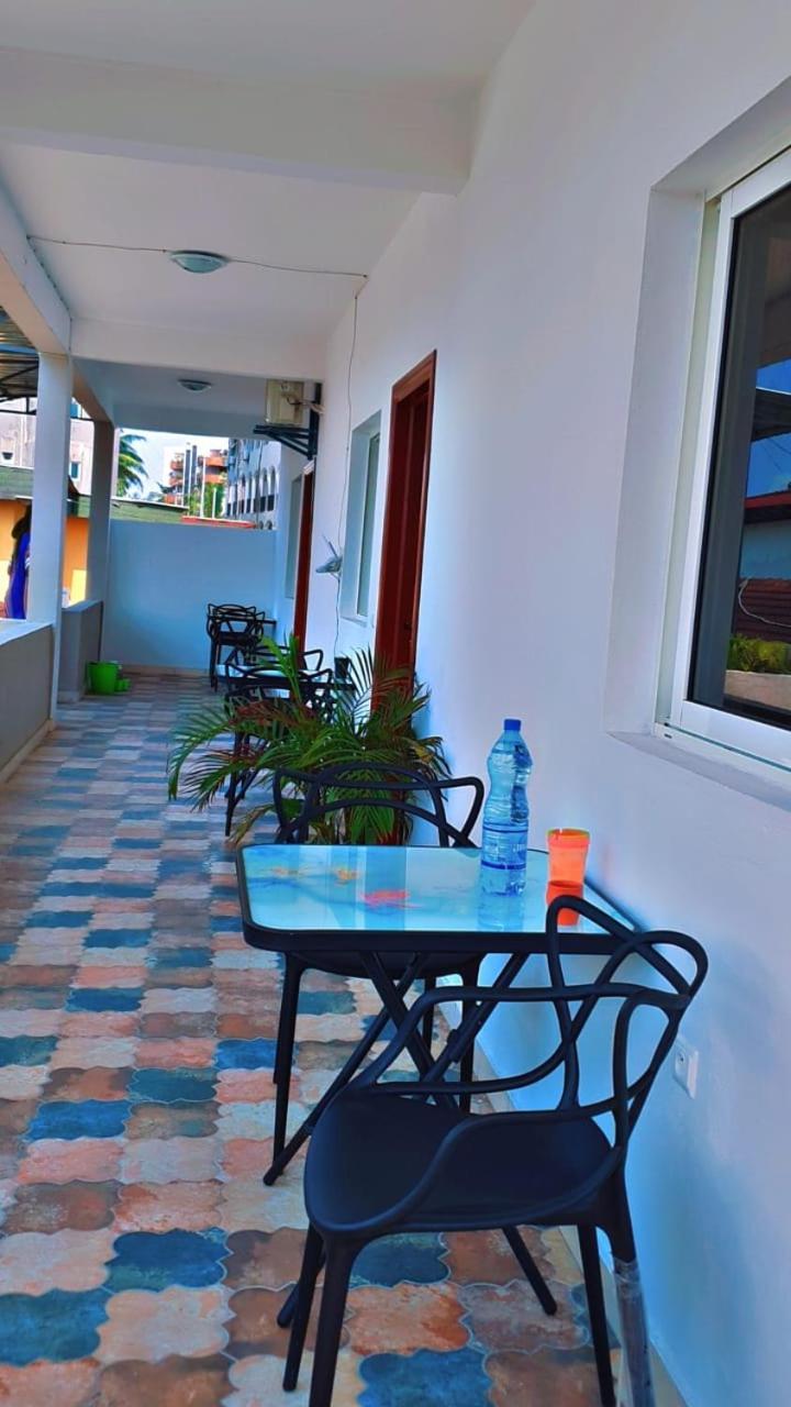 Namaste Hotel & Restaurant Libreville Dış mekan fotoğraf
