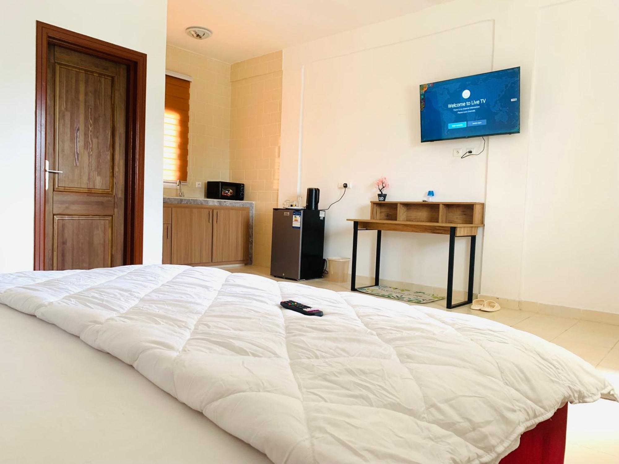 Namaste Hotel & Restaurant Libreville Dış mekan fotoğraf